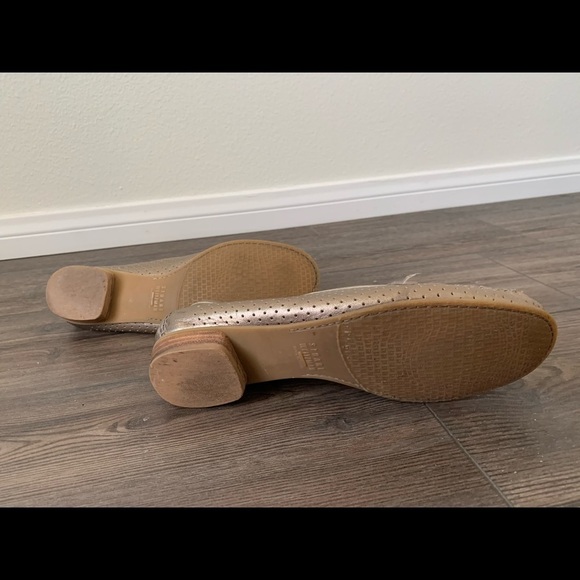 Stuart Weitzman shoes - Picture 6 of 8
